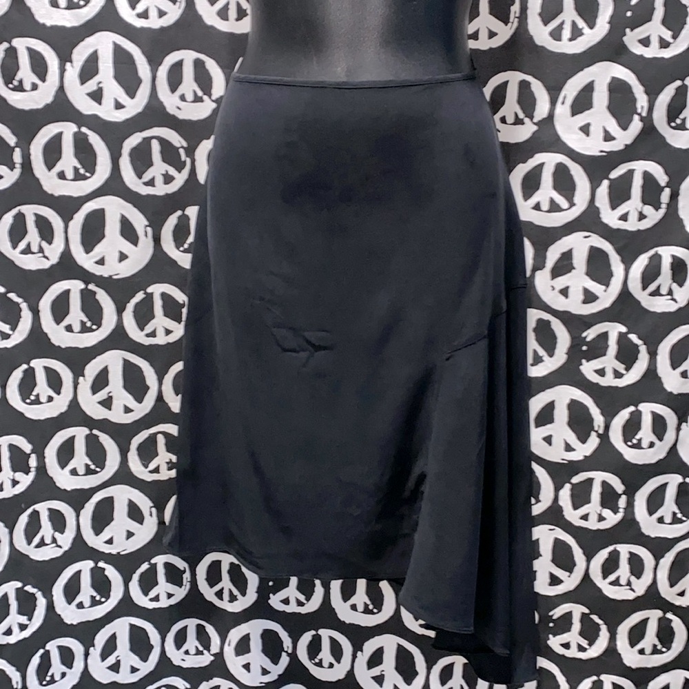 SILK PARALLEL BLACK ASYMMETRICAL MIDI SKIRT SZ 2 SIDE ZIPPER LINED